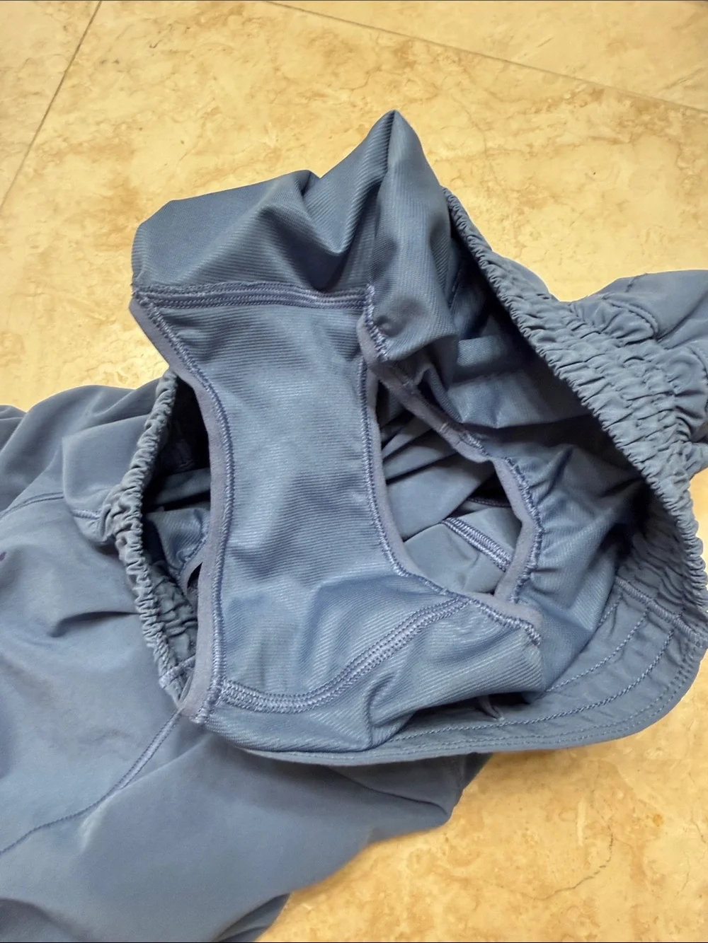 lululemon athletica Running Shorts size 4